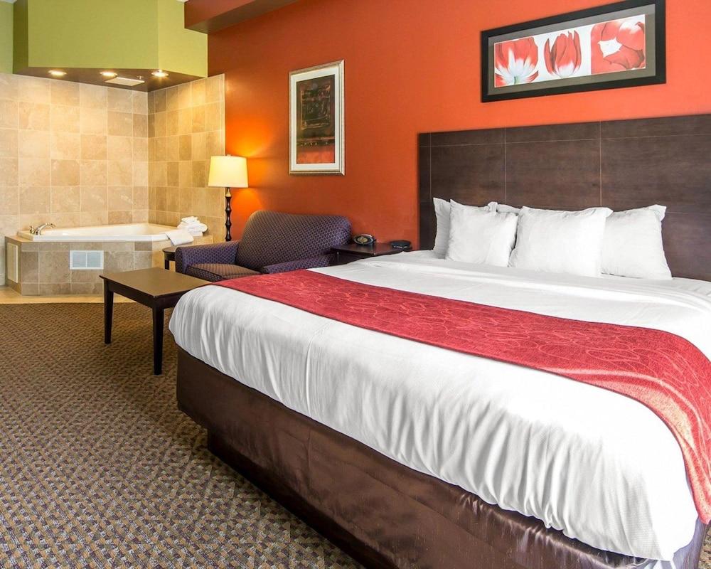 Comfort East Hotel