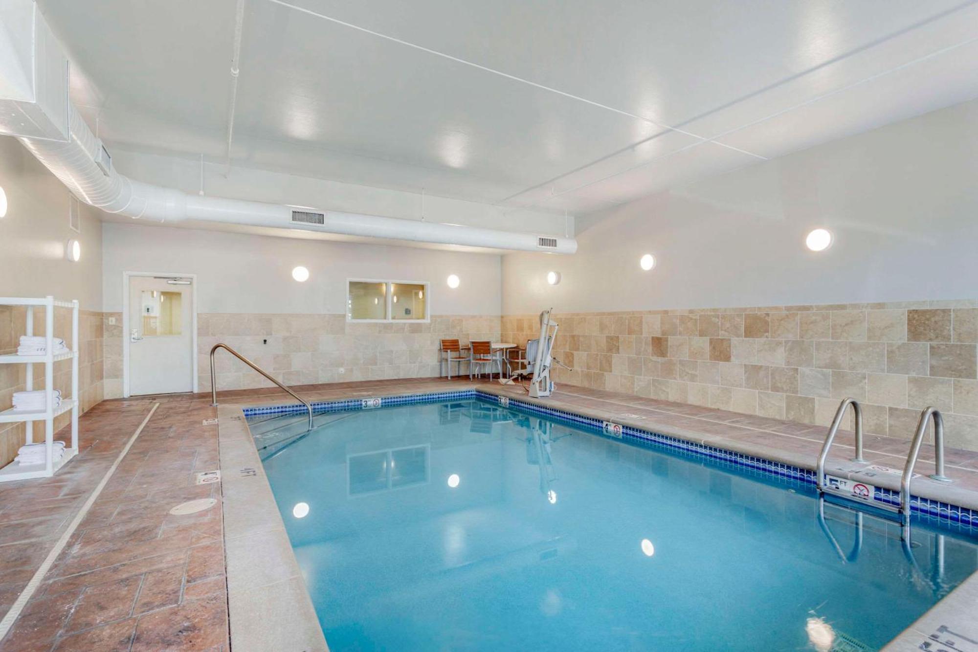 Hotel Comfort East