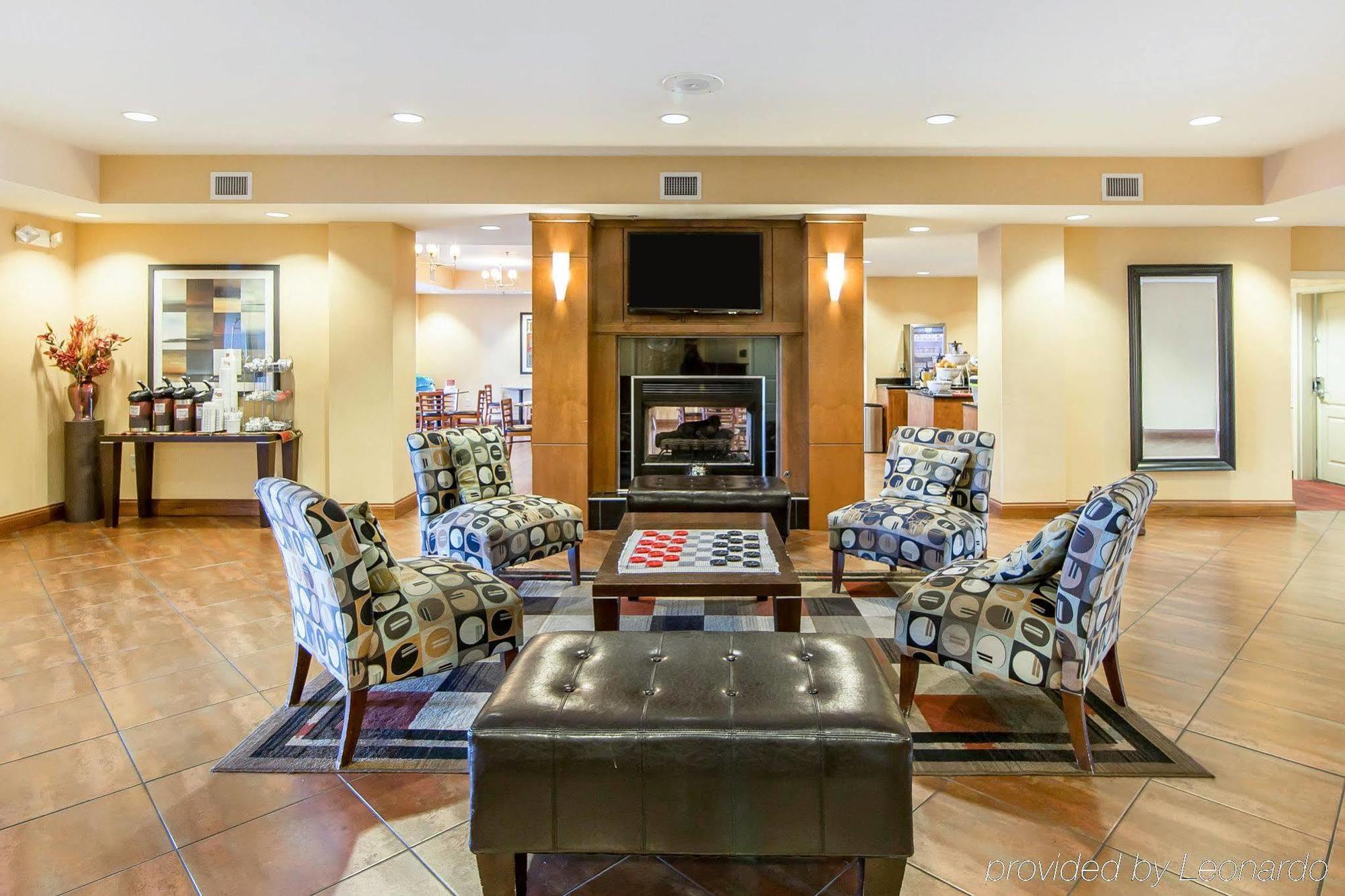 Comfort East Hotel