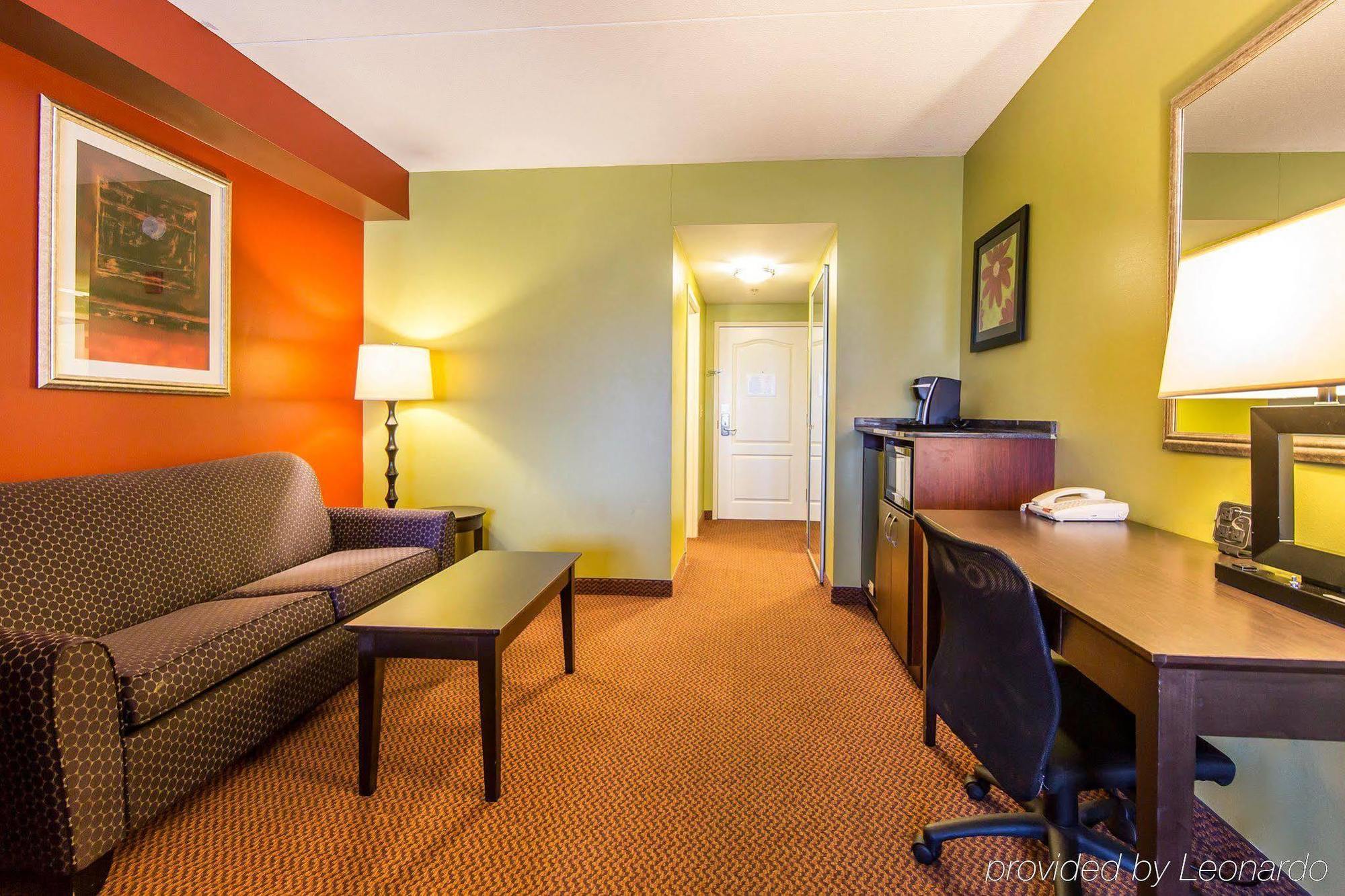 Hotel Comfort East