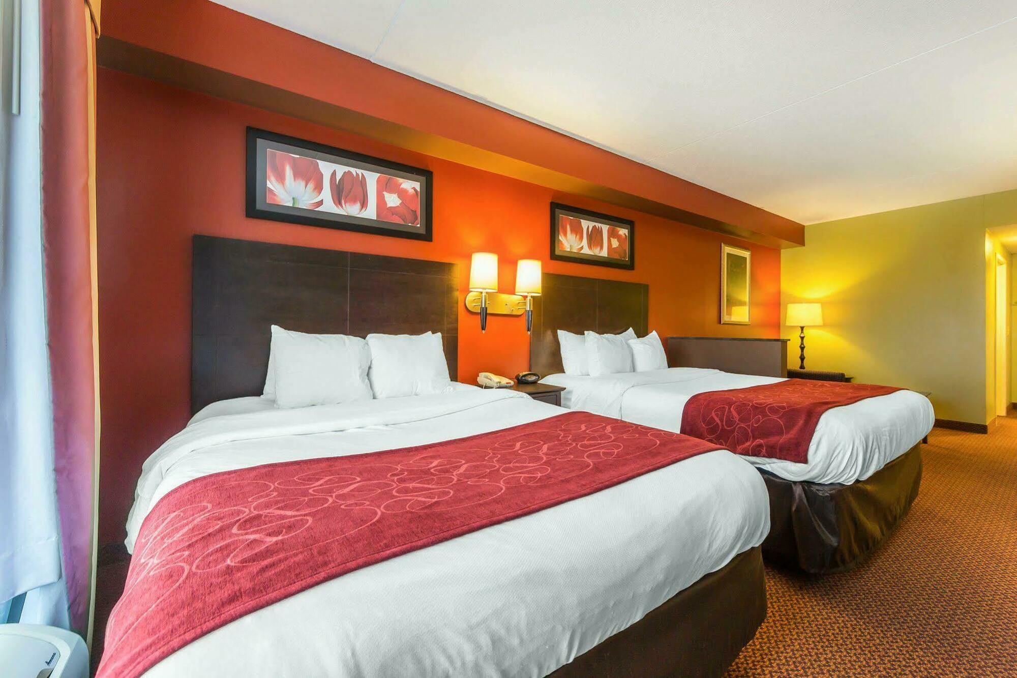Hotel Comfort East 2*